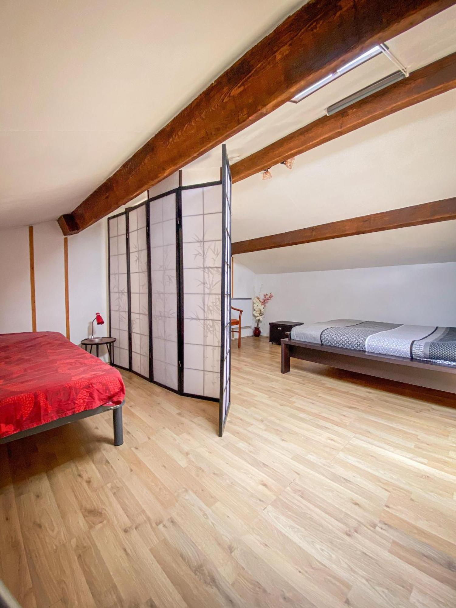 Ryokan Lankana Exideuil-sur-Vienne Exterior photo
